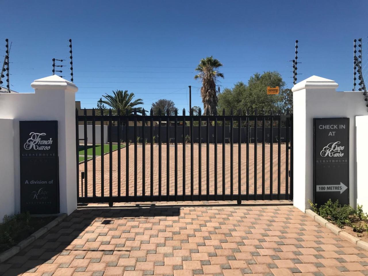 French Karoo Guesthouse Beaufort West Exterior foto
